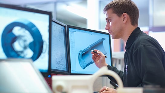 Créez et suivez les produits tout au long de leur cycle de vie, grâce à un thread numérique